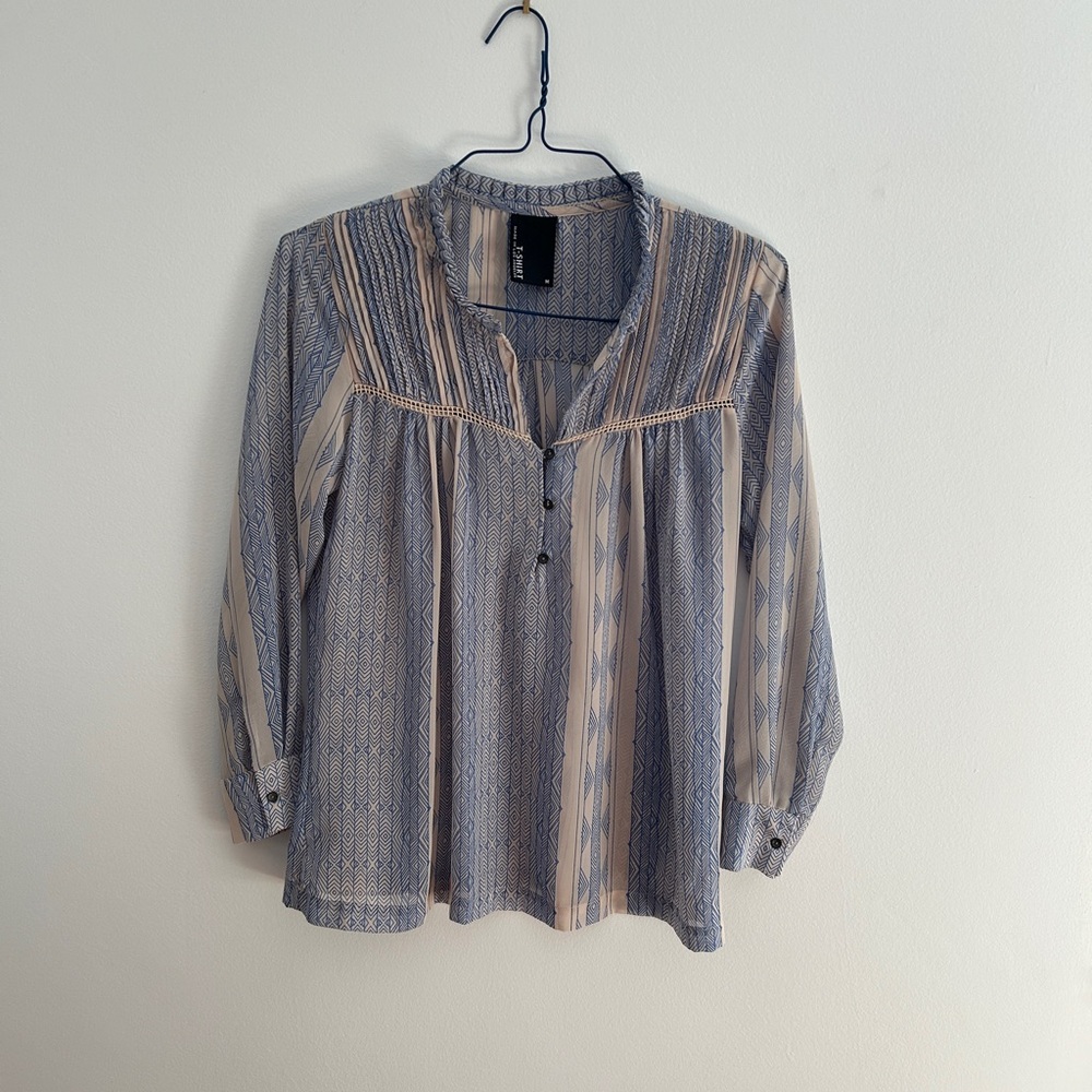 Patterned blouse